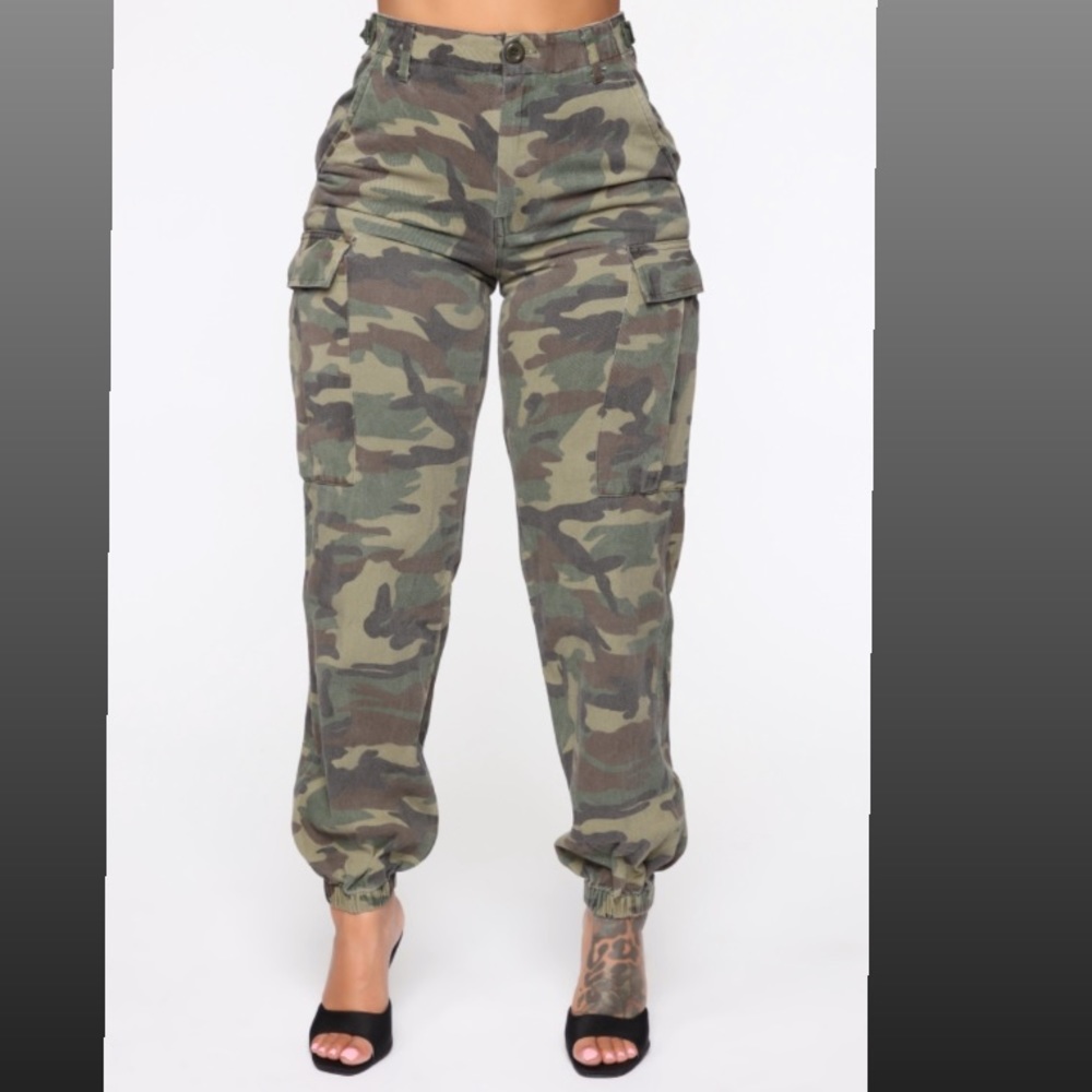 Cadet Kim Oversized Camo Pants - Camo